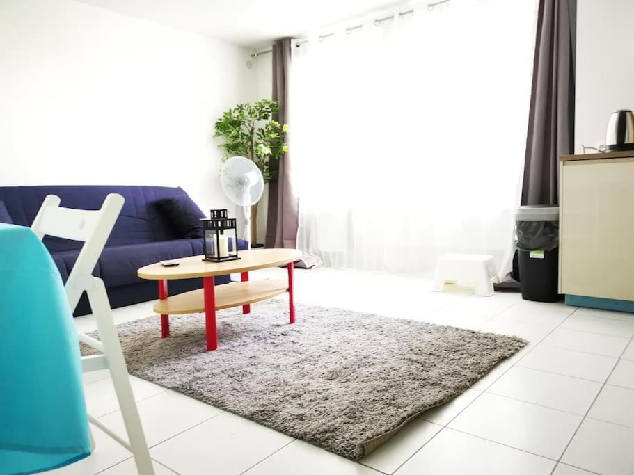 Studio De Charme A 30 Min De Paris, 5 Min D'Evry Apartment Ris-Orangis Ngoại thất bức ảnh